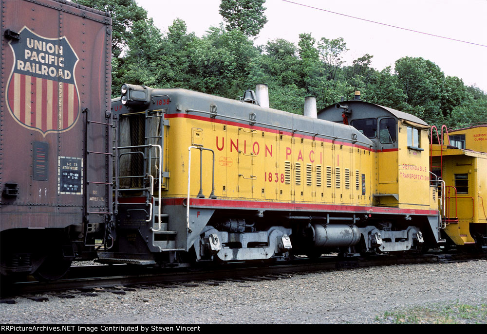 Union Pacific SW9 # 1838